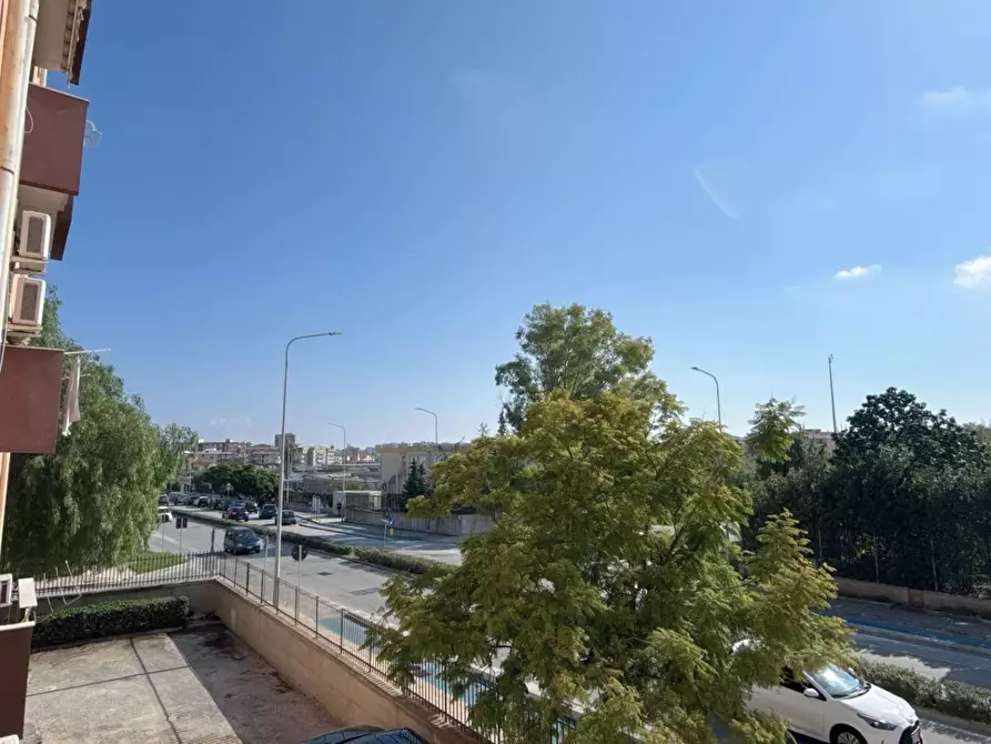 Immagine 6 di Appartamento in vendita  in Via Piazza Armerina a Siracusa