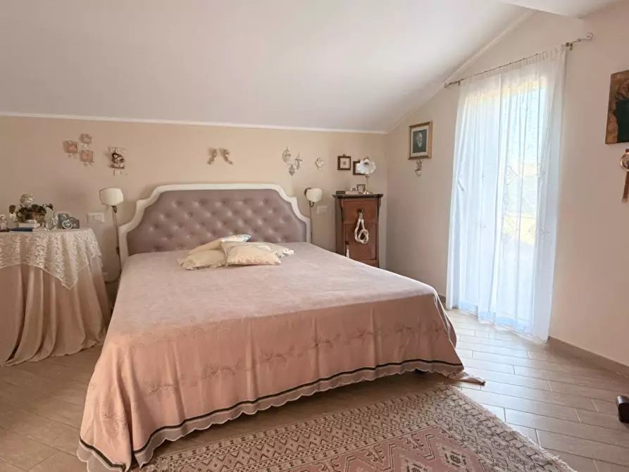 Immagine 14 di Villa in vendita  in Via della Folaga a Siracusa