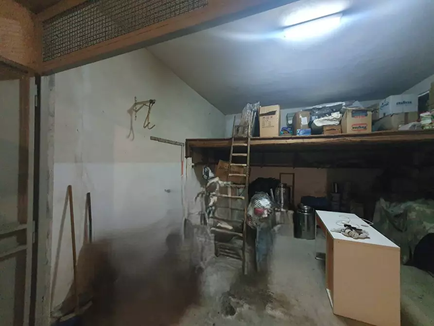 Immagine 4 di Box auto in vendita  in Via Filippo Juvara a Siracusa