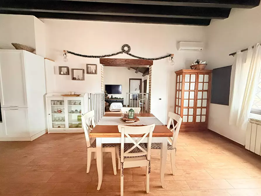 Immagine 14 di Villa in vendita  in Viale Epipoli a Siracusa