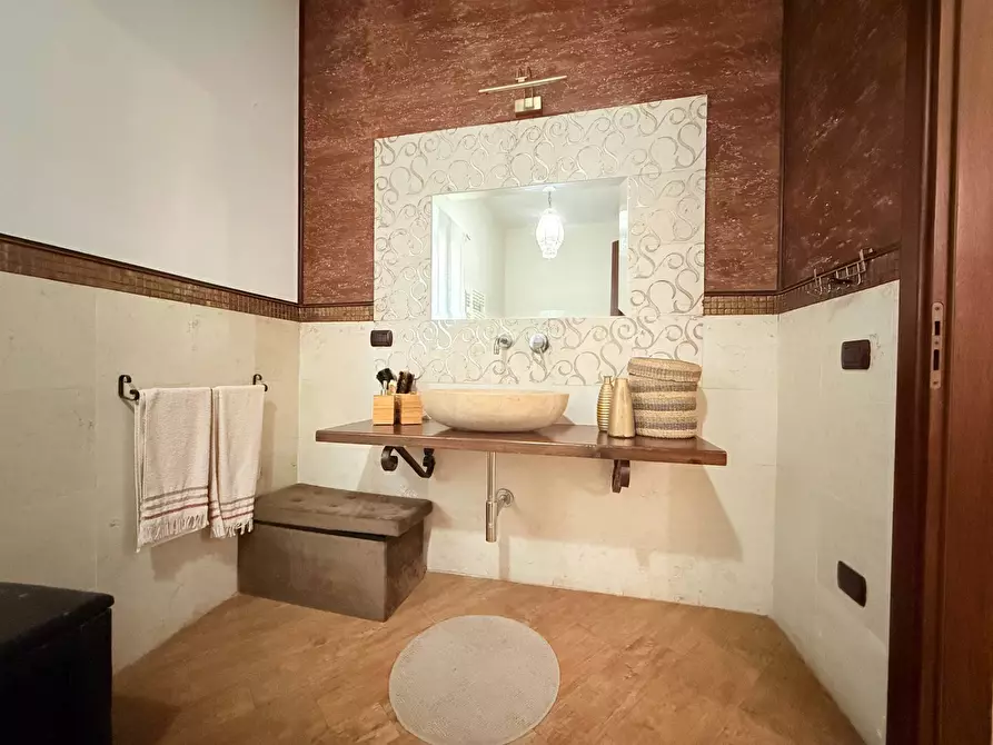 Immagine 36 di Villa in vendita  in Viale Epipoli a Siracusa