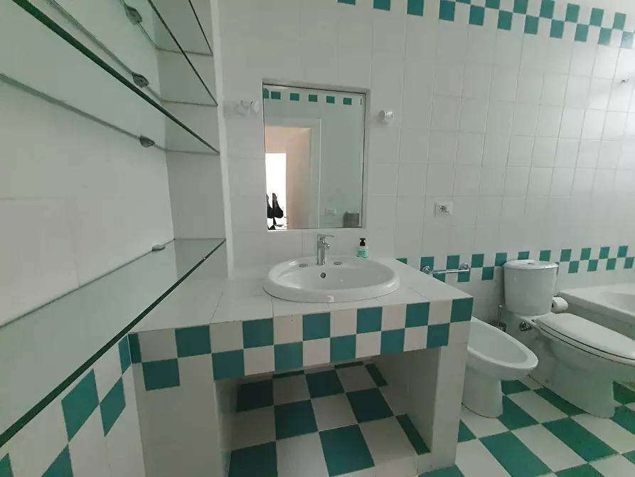 Immagine 17 di Appartamento in affitto  in Via Tagliamento a Siracusa