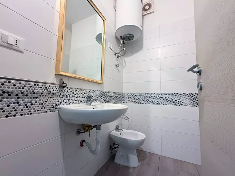 Immagine 15 di Appartamento in vendita  in Via Avola a Siracusa