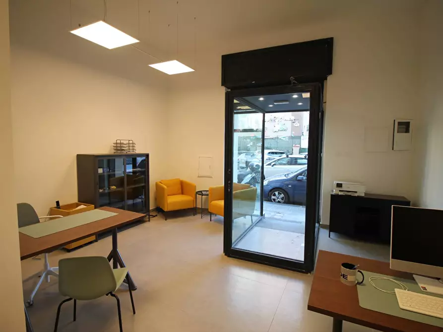 Immagine 4 di Negozio in vendita  in Via Giuseppe Di Natale a Siracusa