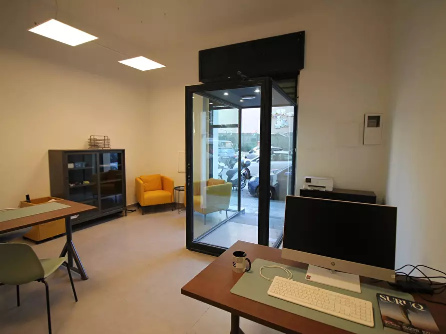 Immagine 1 di Negozio in vendita  in Via Giuseppe Di Natale a Siracusa