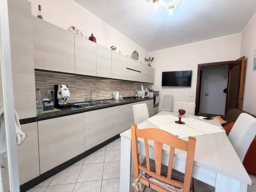 Immagine 11 di Appartamento in vendita  in Via Vanvitelli a Siracusa