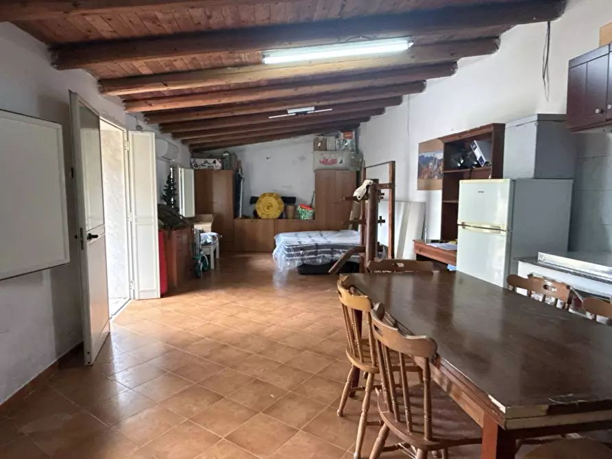 Immagine 29 di Villa in vendita  in Via Volpicelli a Siracusa