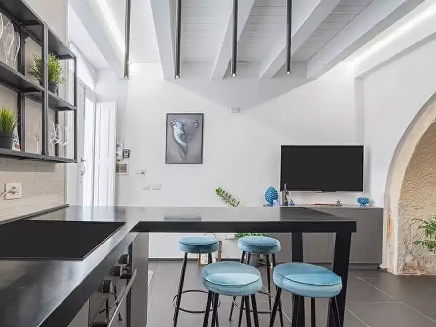 Immagine 2 di Appartamento in vendita  in Piazza Del Precursore a Siracusa