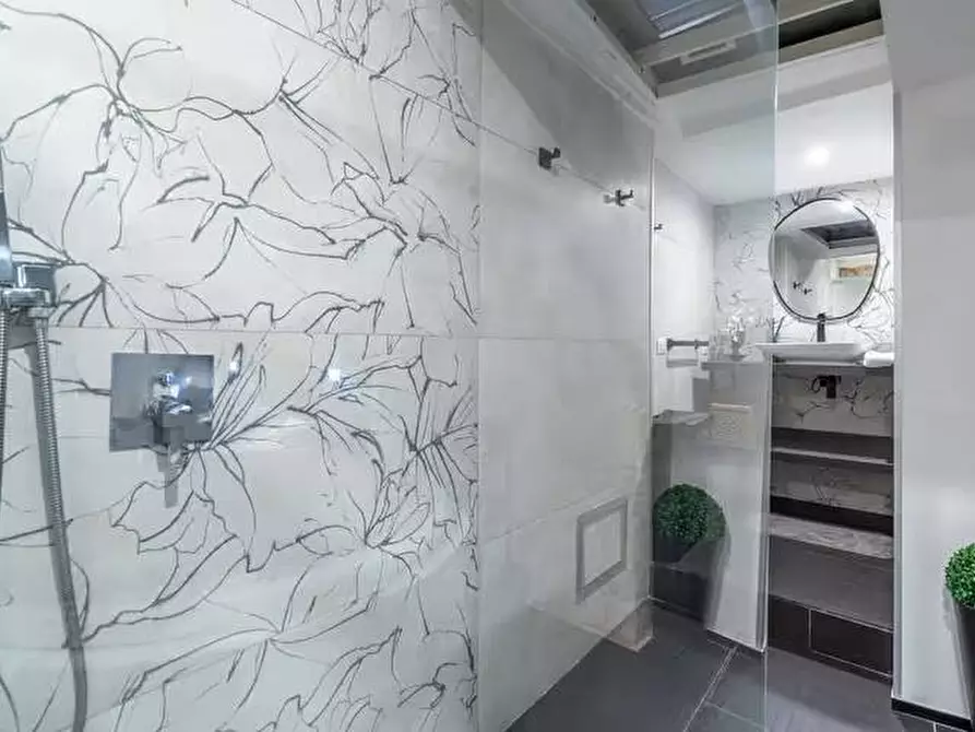 Immagine 4 di Appartamento in vendita  in Piazza Del Precursore a Siracusa