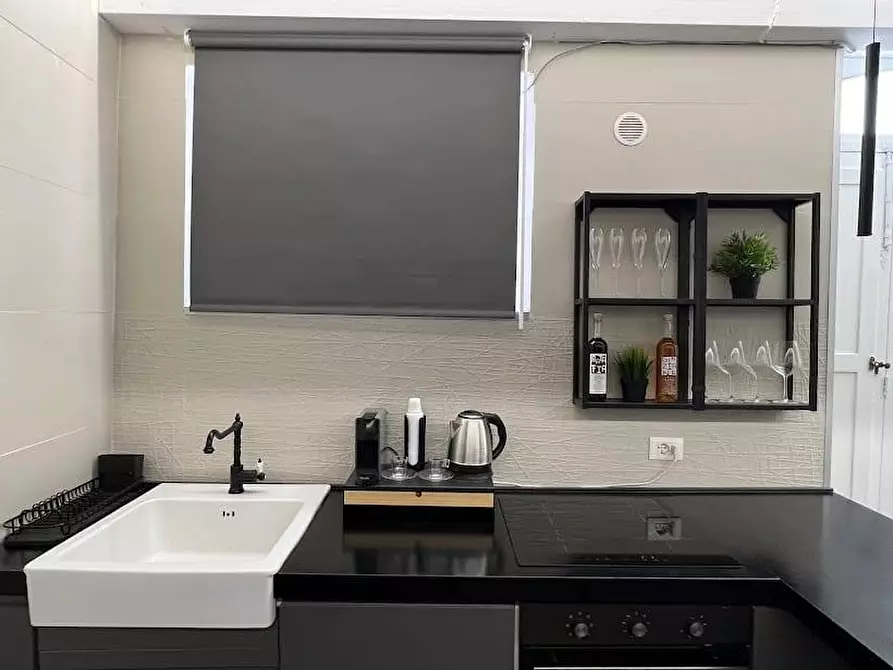 Immagine 10 di Appartamento in vendita  in Piazza Del Precursore a Siracusa