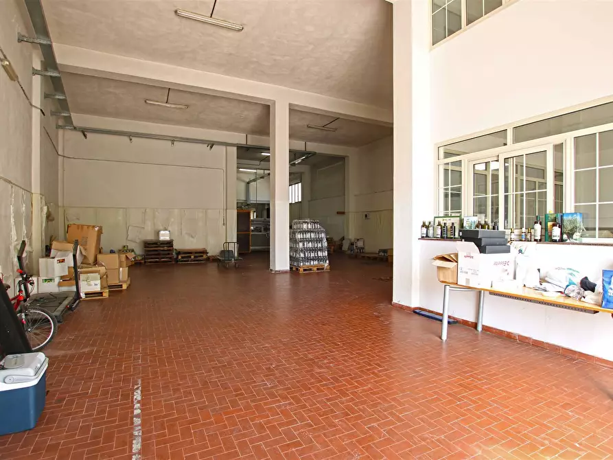Immagine 11 di Capannone industriale in vendita  in Via Forlanini a Siracusa