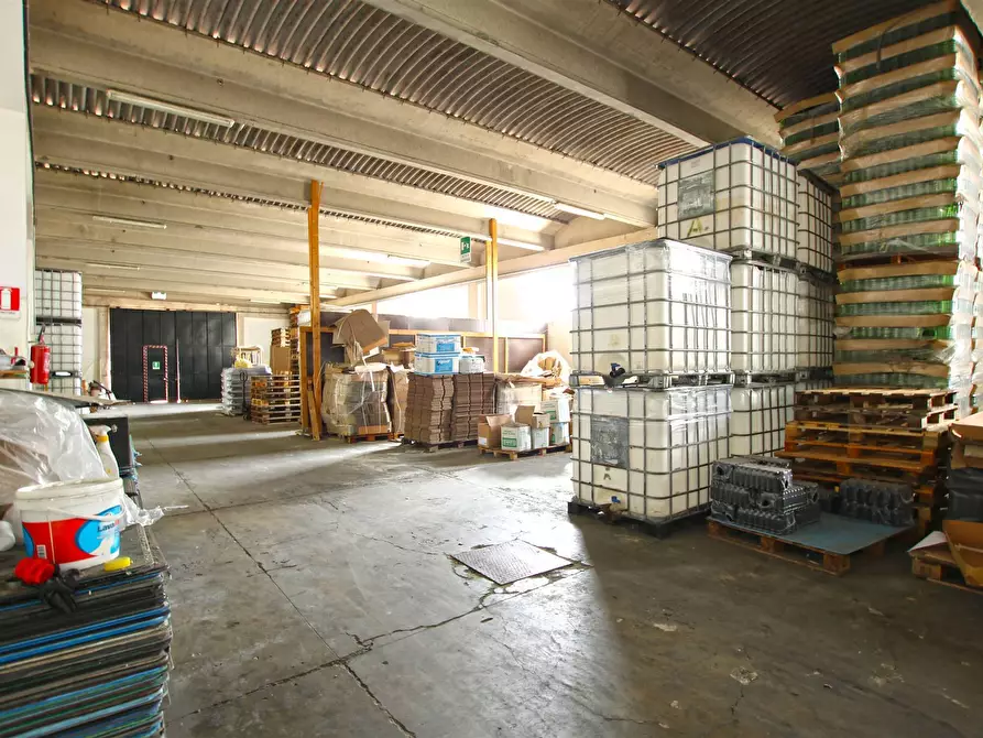 Immagine 17 di Capannone industriale in vendita  in Via Forlanini a Siracusa