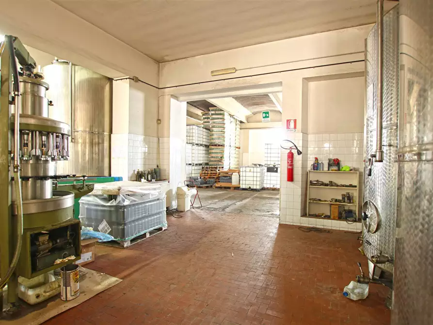 Immagine 20 di Capannone industriale in vendita  in Via Forlanini a Siracusa