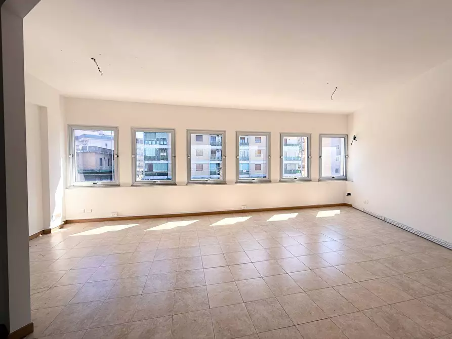 Immagine 8 di Ufficio in affitto  in Viale Teracati a Siracusa