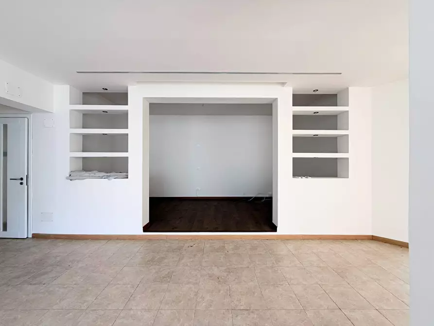 Immagine 12 di Ufficio in affitto  in Viale Teracati a Siracusa