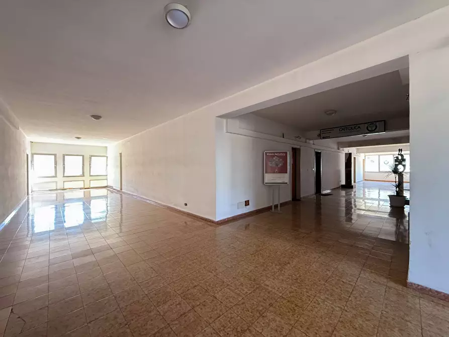 Immagine 21 di Ufficio in affitto  in Viale Teracati a Siracusa