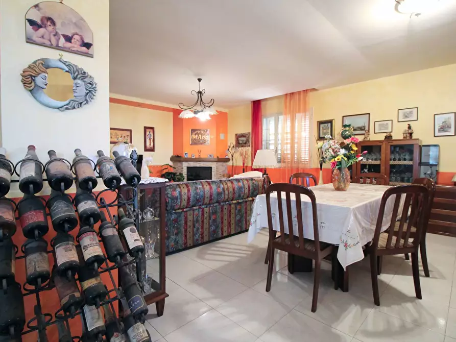 Immagine 7 di Villa in vendita  in Viale Garrone a Siracusa