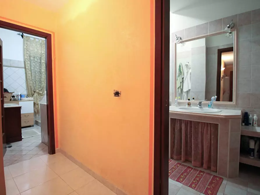 Immagine 13 di Villa in vendita  in Viale Garrone a Siracusa