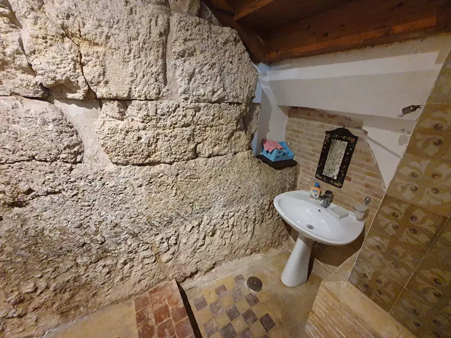 Immagine 13 di Appartamento in vendita  in Via Pompeo Picherali a Siracusa