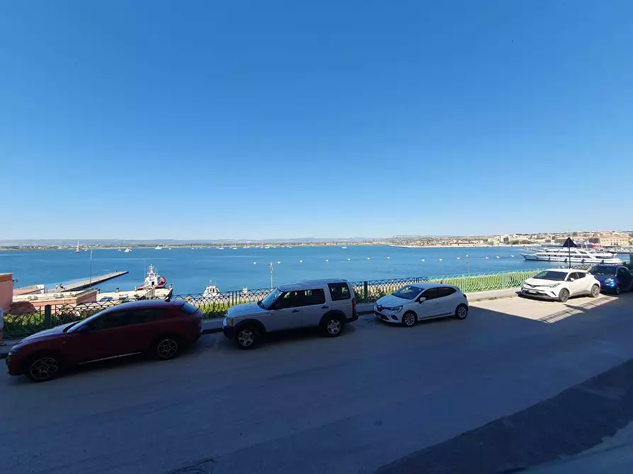 Immagine 17 di Appartamento in vendita  in Via Pompeo Picherali a Siracusa