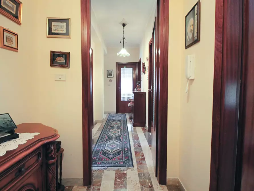 Immagine 4 di Appartamento in vendita  in Via San Giuliano a Siracusa