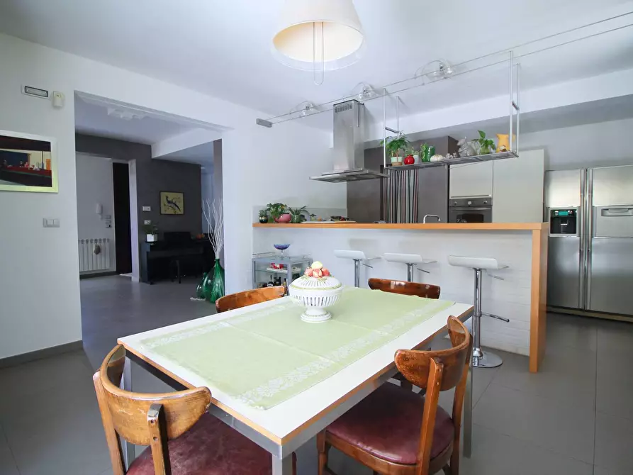 Immagine 12 di Villa in vendita  in Via Mons. Alfio Inserra a Siracusa