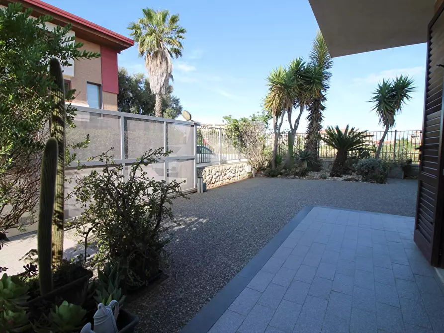 Immagine 43 di Villa in vendita  in Via Mons. Alfio Inserra a Siracusa