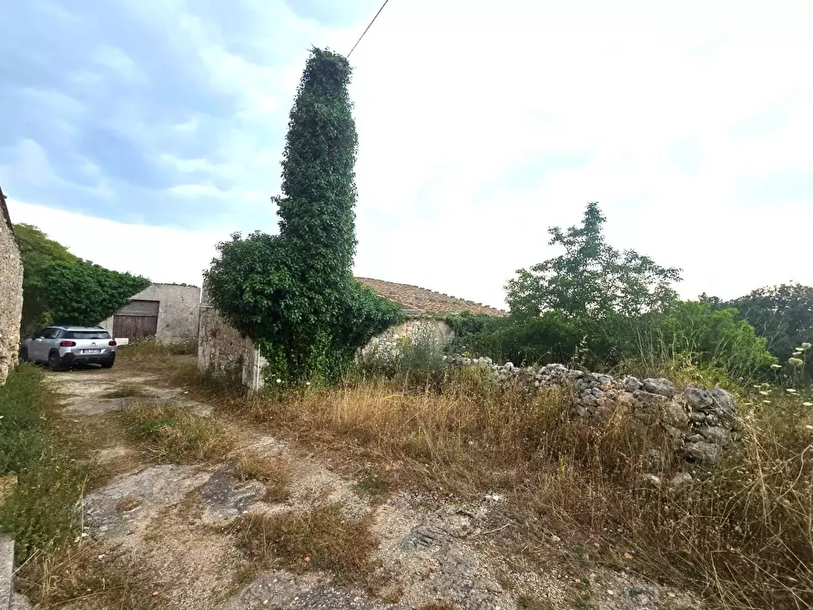 Immagine 4 di Villa in vendita  in Contrada Mezzo Gregorio a Noto