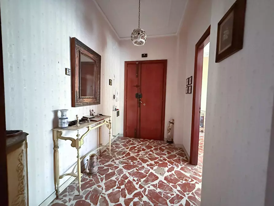 Immagine 5 di Appartamento in vendita  in Via San Metodio a Siracusa