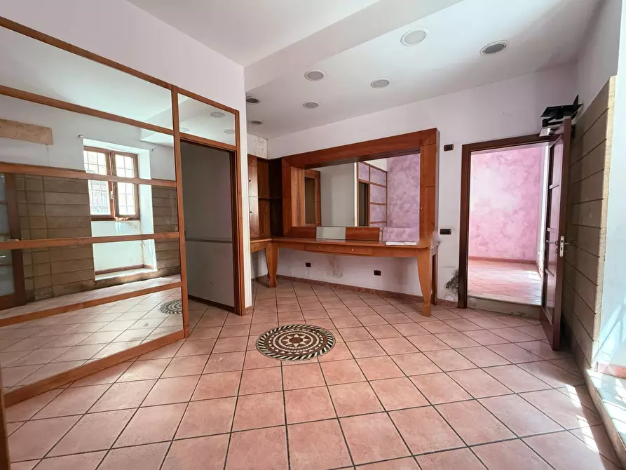 Immagine 1 di Appartamento in vendita  in Via Giovanni Aurispa a Noto