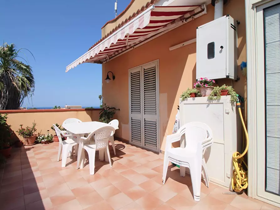 Immagine 5 di Villa in vendita  in Via del Piombo a Siracusa