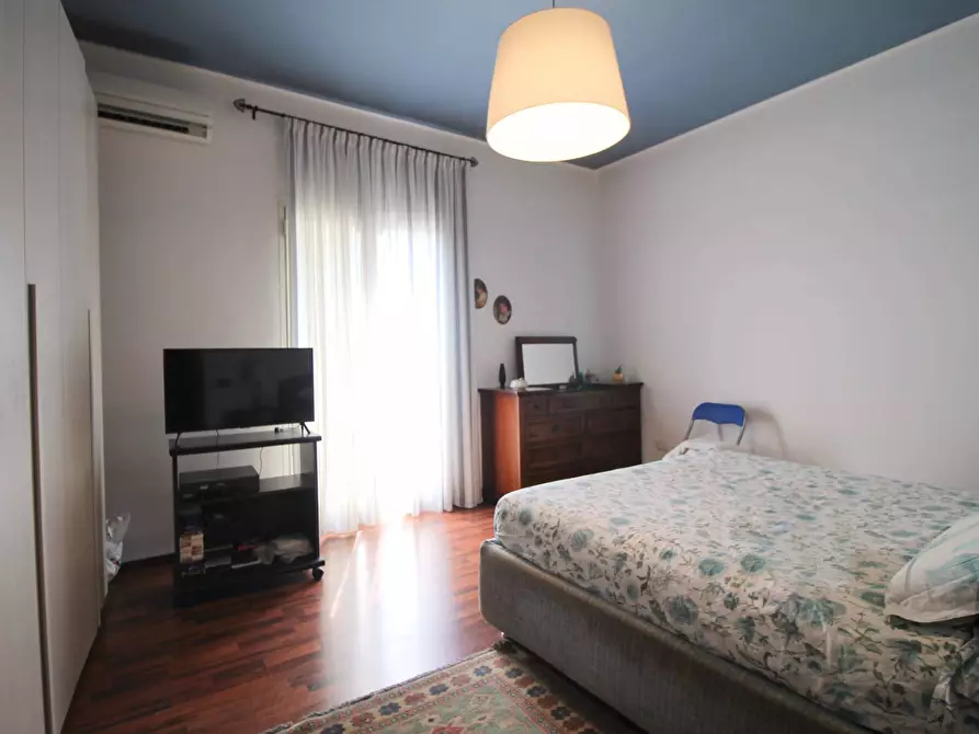 Immagine 15 di Villa in vendita  in Via del Piombo a Siracusa