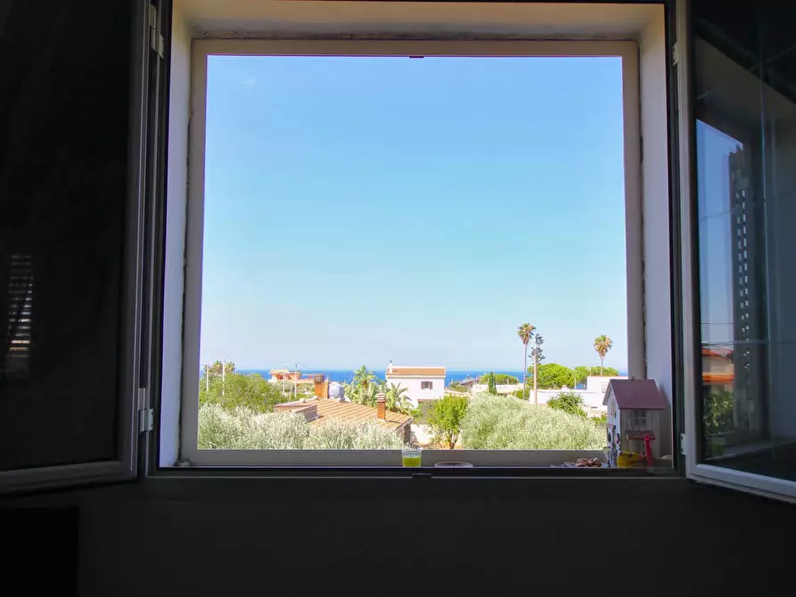 Immagine 10 di Villa in vendita  in Via del Piombo a Siracusa