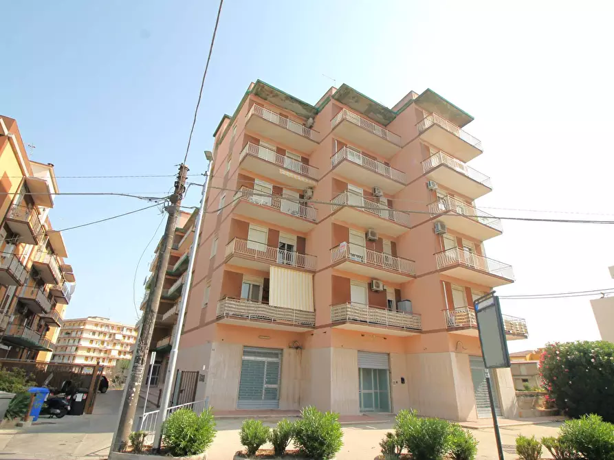 Immagine 1 di Appartamento in vendita  in Via Augusta a Siracusa