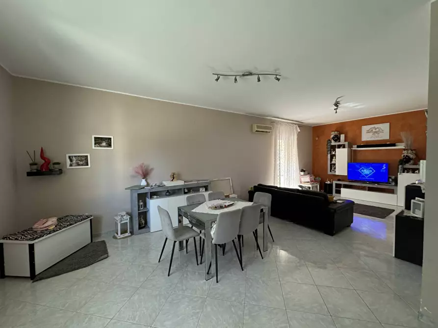 Immagine 1 di Villetta a schiera in vendita  in Via Butera a Siracusa