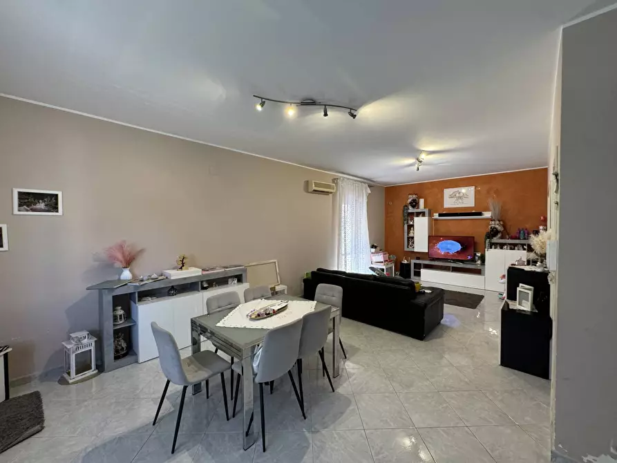 Immagine 9 di Villetta a schiera in vendita  in Via Butera a Siracusa