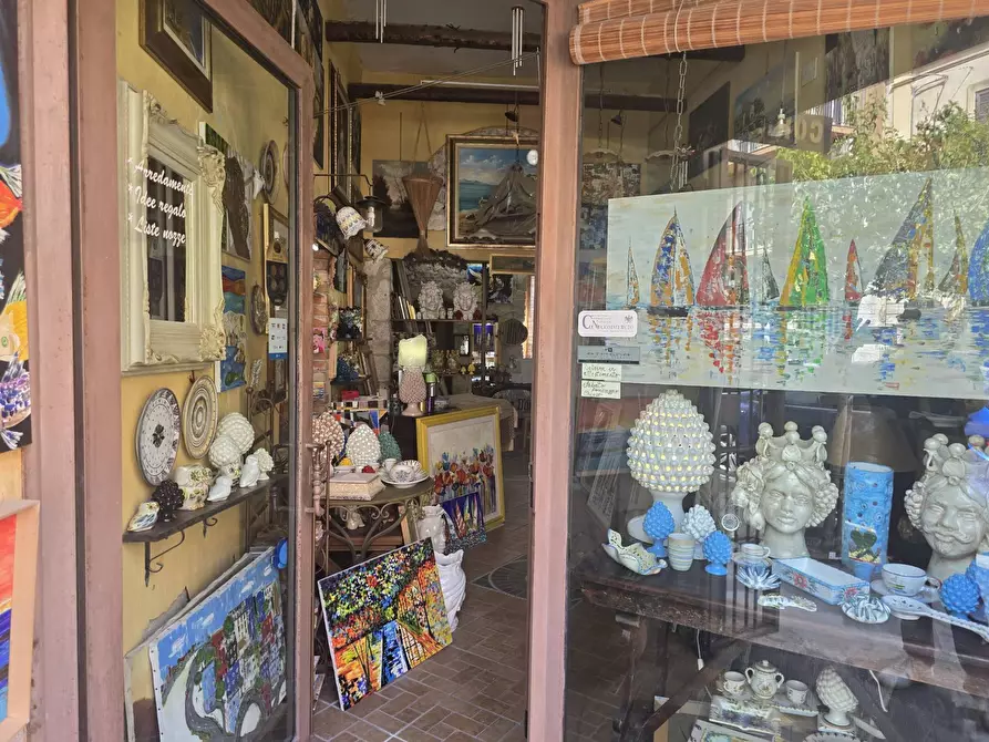 Immagine 9 di Locale commerciale in vendita  in Corso Timoleonte a Siracusa