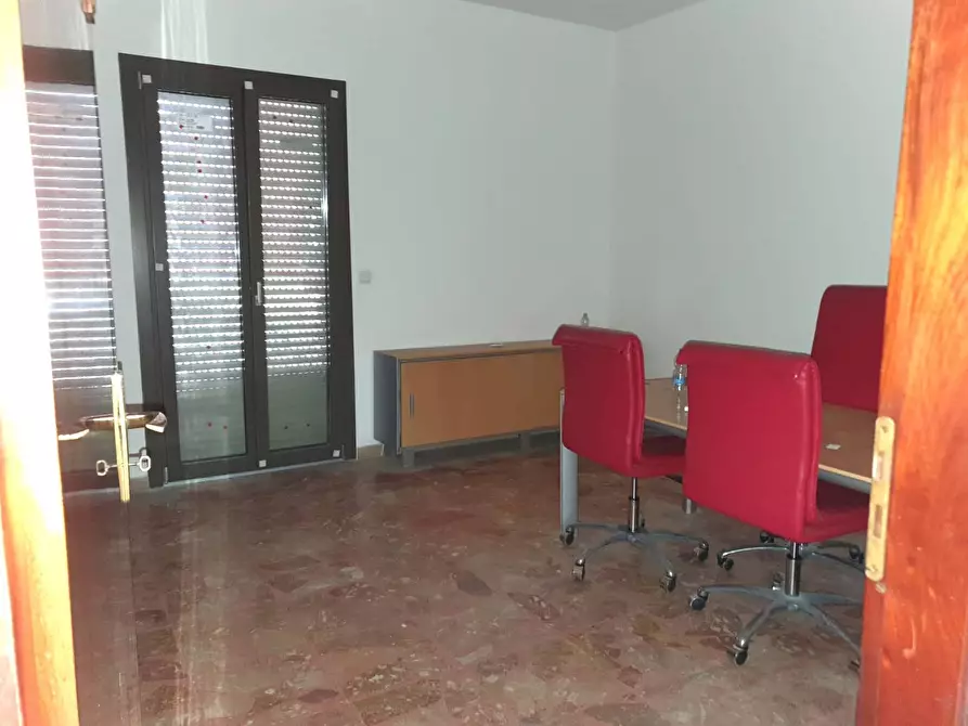 Immagine 3 di Ufficio in affitto  in Viale Tisia a Siracusa