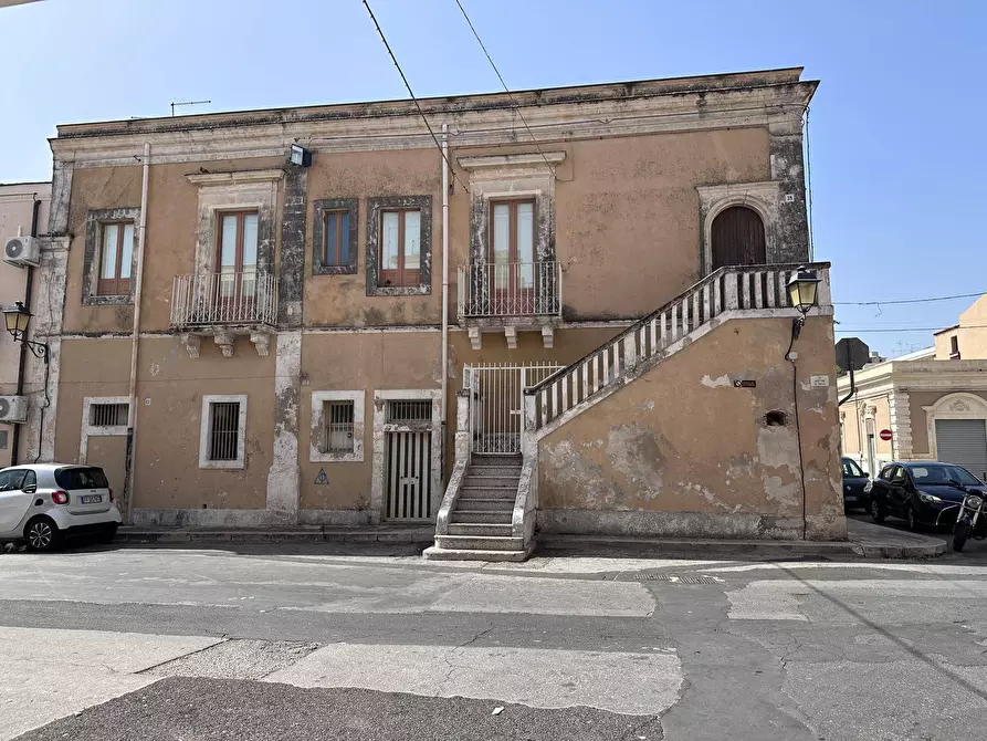 Immagine 10 di Locale commerciale in vendita  in VIA XX SETTEMBRE a Buccheri