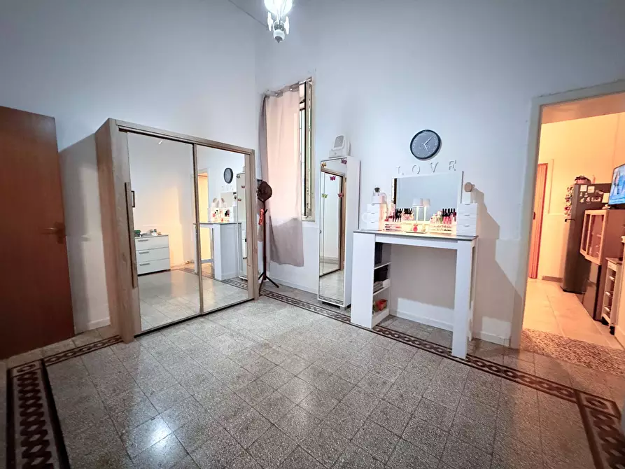 Immagine 9 di Appartamento in vendita  in Via Re Ierone II a Siracusa