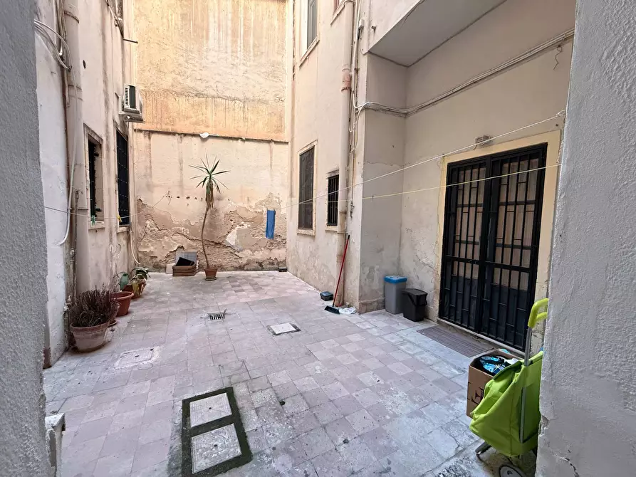 Immagine 21 di Appartamento in vendita  in Via Re Ierone II a Siracusa