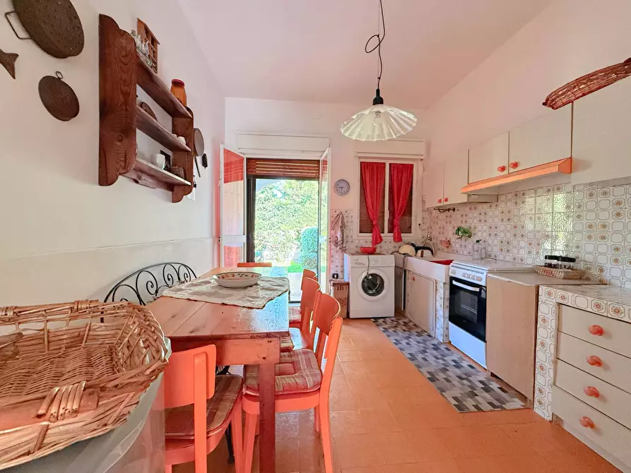 Immagine 21 di Villa in vendita  in Via Lago Maggiore a Siracusa