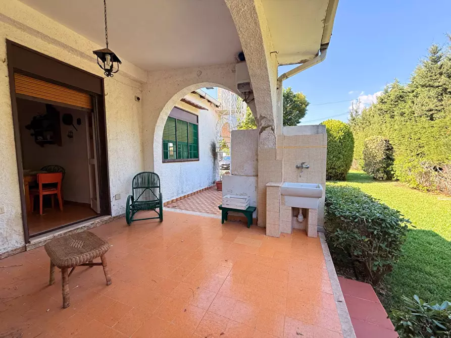 Immagine 25 di Villa in vendita  in Via Lago Maggiore a Siracusa