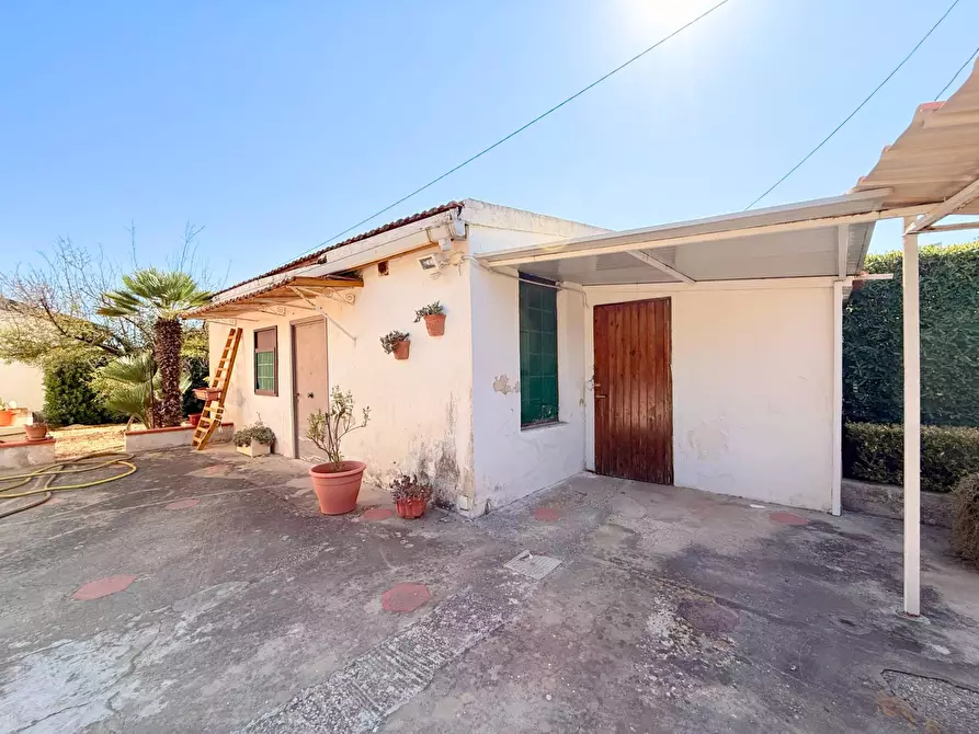 Immagine 34 di Villa in vendita  in Via Lago Maggiore a Siracusa