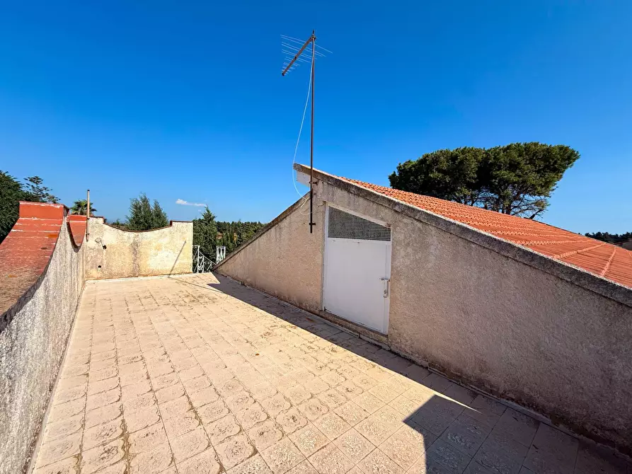 Immagine 40 di Villa in vendita  in Via Lago Maggiore a Siracusa