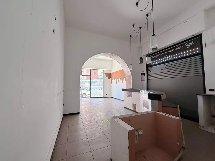 Immagine 11 di Locale commerciale in vendita  in Via Filisto a Siracusa