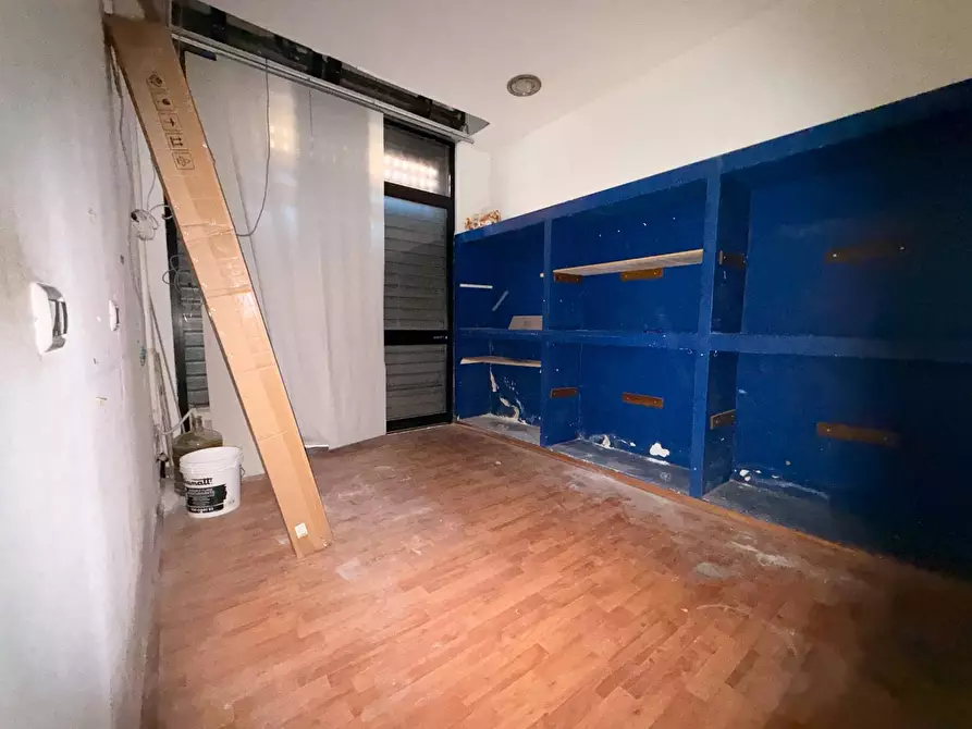 Immagine 16 di Locale commerciale in vendita  in Via Filisto a Siracusa