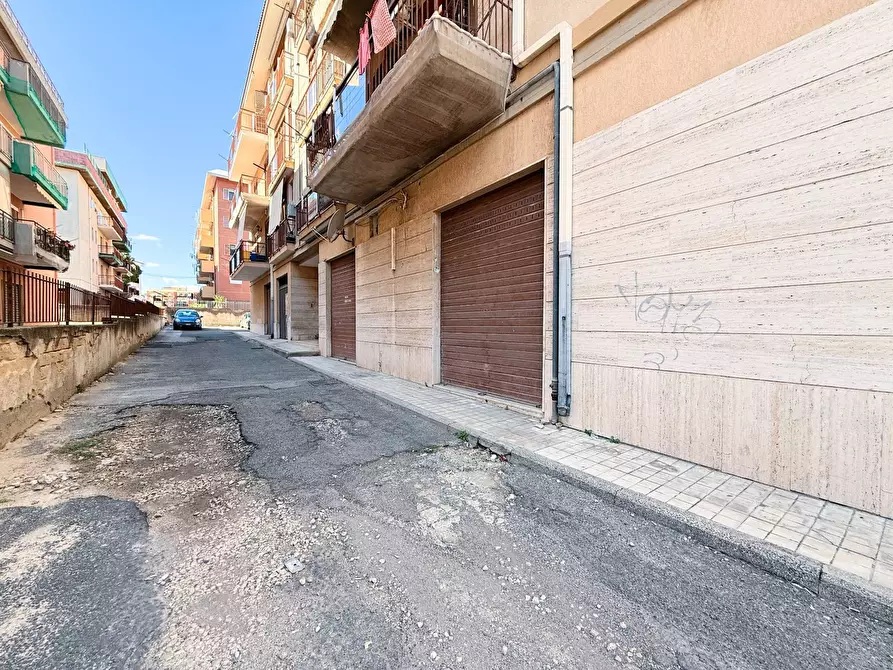 Immagine 19 di Locale commerciale in vendita  in Via Filisto a Siracusa