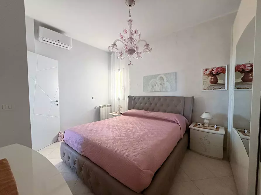 Immagine 8 di Appartamento in vendita  in Via Cassaro 44 a Siracusa