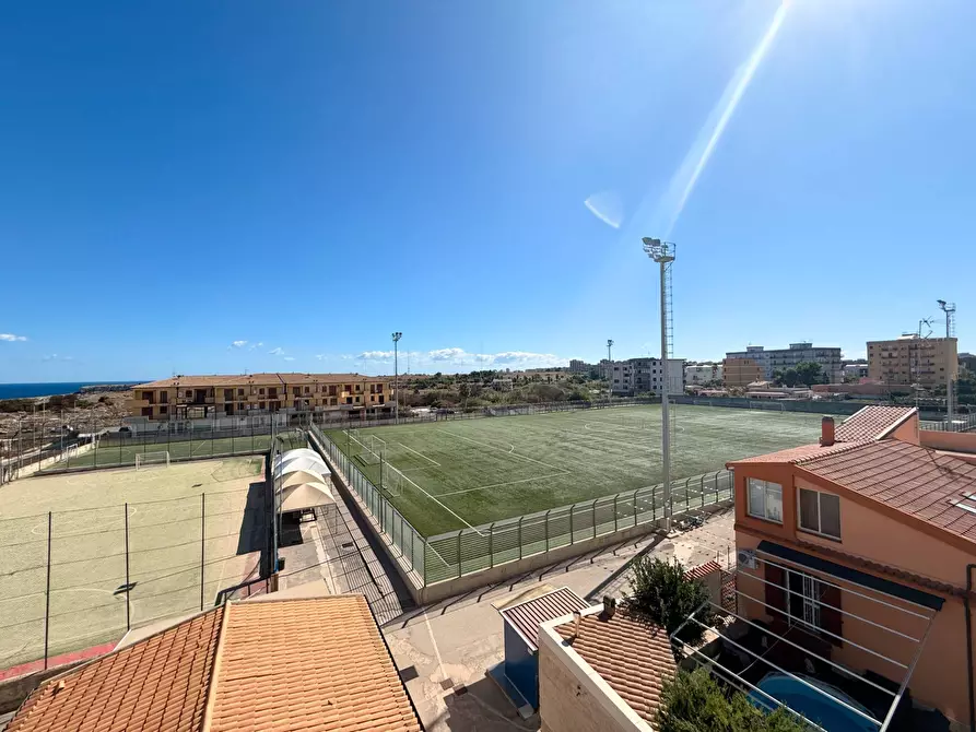 Immagine 20 di Appartamento in vendita  in Via Cassaro 44 a Siracusa